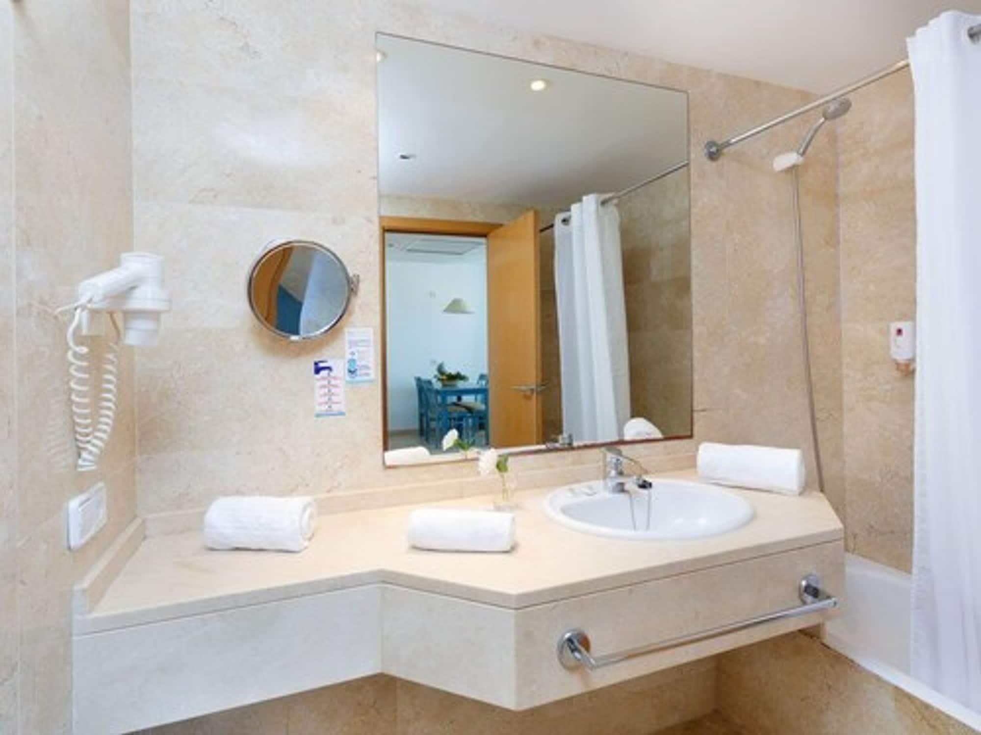 Aparthotel Dunes Platja Can Picafort  Exterior photo