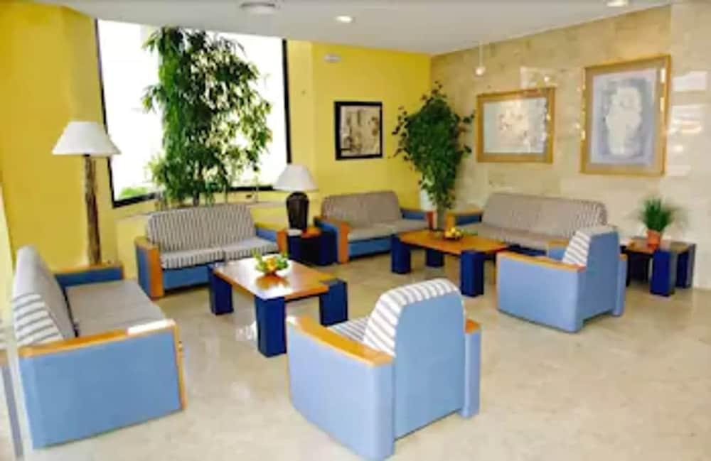 Aparthotel Dunes Platja Can Picafort  Exterior photo