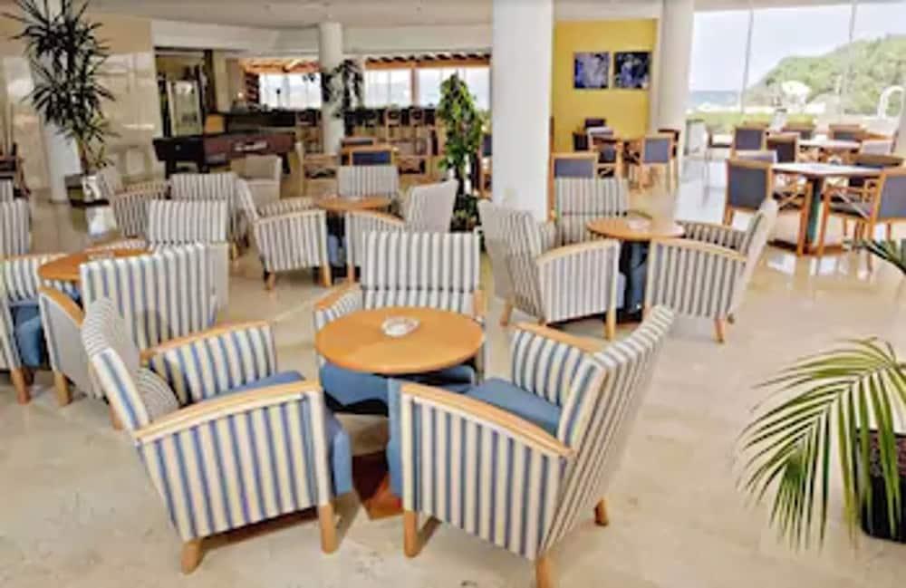 Aparthotel Dunes Platja Can Picafort  Exterior photo